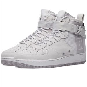 Nike Sf Af-1 white Mid Mens Shoes